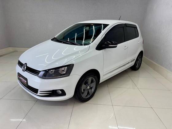 VOLKSWAGEN FOX 1.6 MSI TOTAL FLEX CONNECT 4P MANUAL VOLKSWAGEN FOX 1.6 MSI TOTAL FLEX CONNECT 4P MANUAL